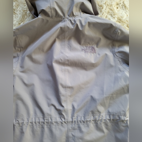The North Face Women’s Rain Parka Size SP - Picture 12 of 16